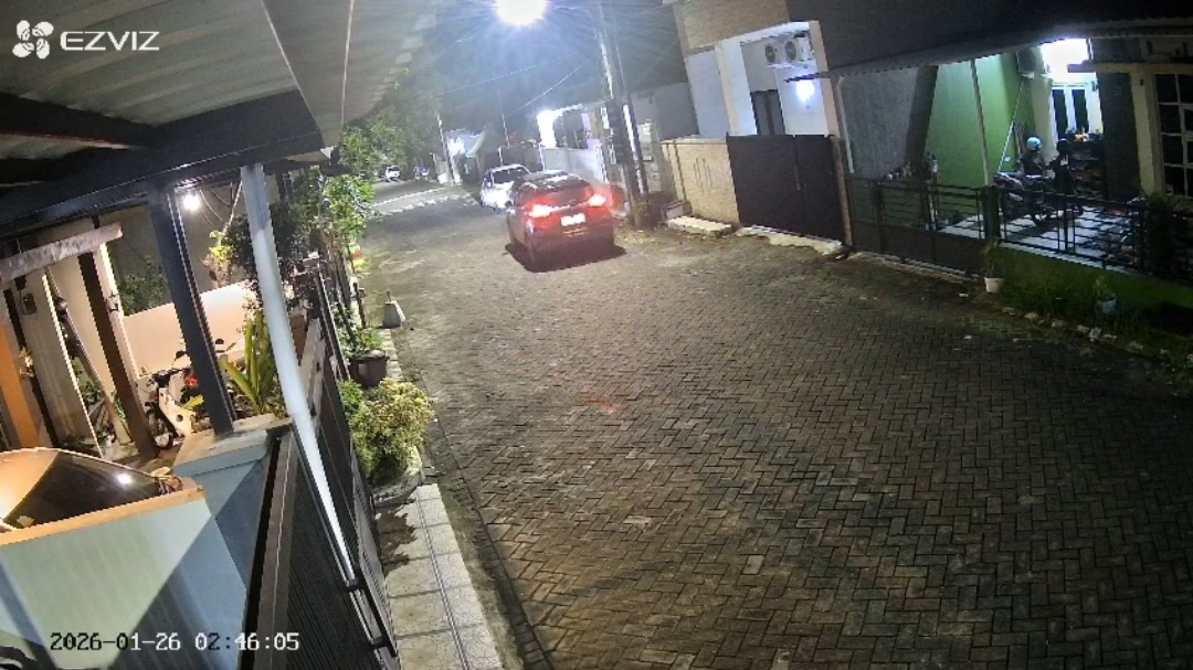 Tabrak Lari Dini Hari di Perumahan Tira Medayu, Pelaku Kabur—Korban Justru Dituding Pemerasan
