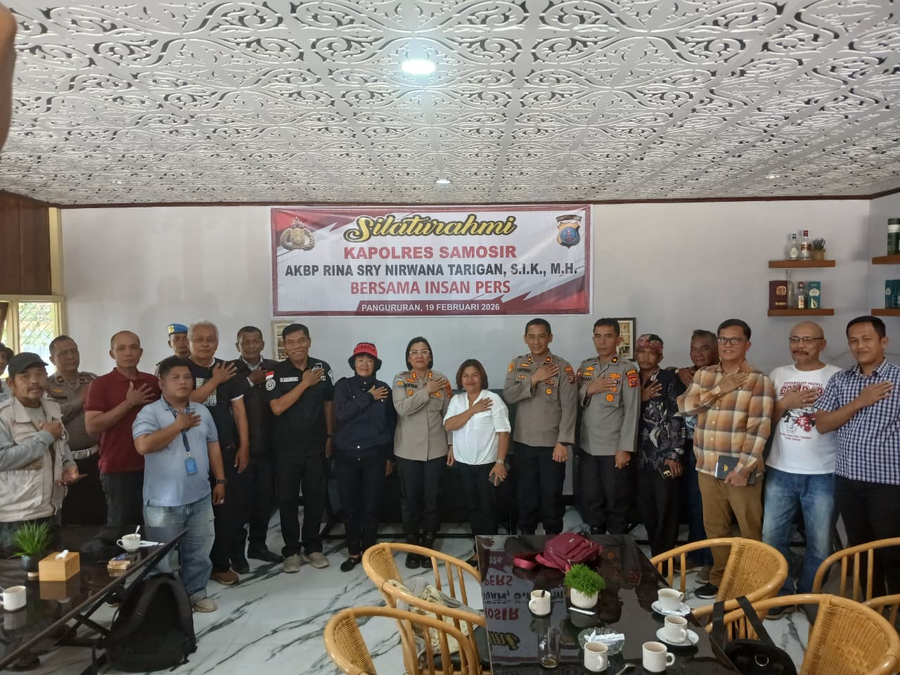 Puluhan Insan Pers Media Cetak-Online-TV Hadiri Silaturahmi Kapolres Samosir AKBP Rina Sry Nirwana Tarigan, S.I.K., M.H